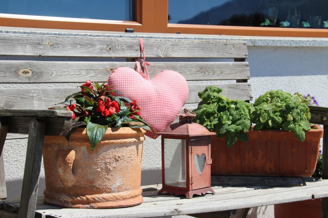 Bed and Breakfast Haus Lukas Seefeld in Tirol Exterior foto