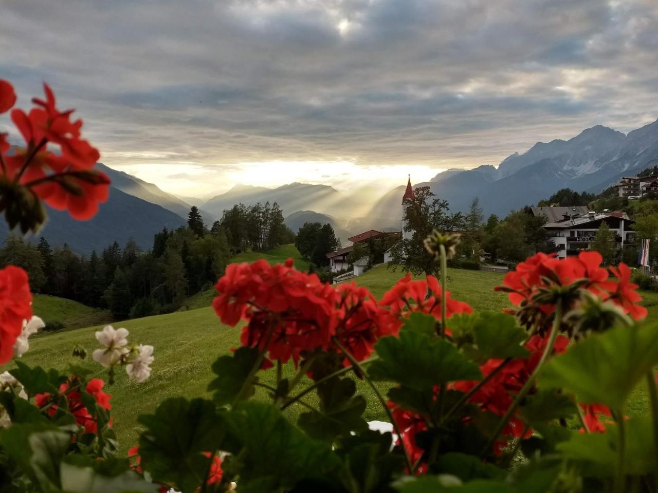 Bed and Breakfast Haus Lukas Seefeld in Tirol Exterior foto